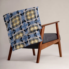 Load image into Gallery viewer, 'Tranquility' Throw Blanket